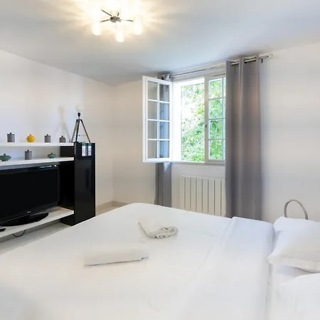 Maison Piscine Interieur